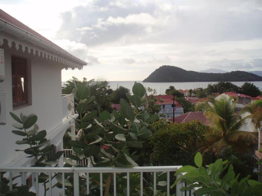 Studio De Charme Au Coeur Du Village, Vue Baie Terre-De-Haut Luaran gambar